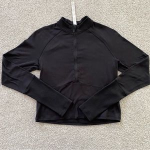 Black Lululemon half zip crop
